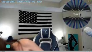 Anabelleigh Uses Hitachi While Reading Literature