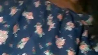 Camgirl Kikaninchen - Show body in public toilet