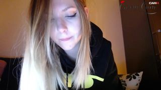 Cassy_cum webcam show 2020-01-23_00-38-53_558