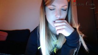 Cassy_cum webcam show 2020-01-22_22-09-41_655