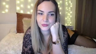 Chiennette webcam show 2020-01-24_18-43-51_260