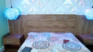 Vanessa_hill webcam show 2020-01-24_13-49-24_038