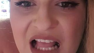 Rubyyyi webcam show 2020-01-17_14-06-53_865