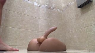 Loona Scandi - Pee Show Compilation