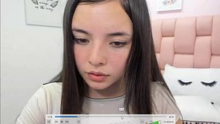 pavlovacolucci_200122_fetish_AHEGAO and feet love