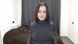 _ariana_grande__ Changing into Her Sweater