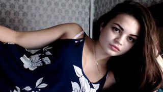 Hilary_555 Chilling Non Nude