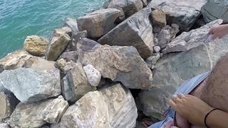 Mariah_Leonne Public Beach Two Cumshots -PirateCams.com