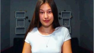 Sara_Grace under white top ?