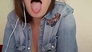 Larisaloveyou Show Tits and Play 2020