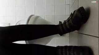 Gija webcam show 2020-02-04_18-12-47_711