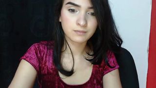 Little_thing webcam show 2020-02-07_02-11-00_721