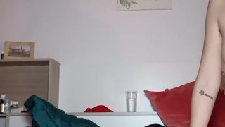 Vanillacinnamon webcam show 2020-02-03_18-54-19_129