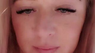 Littlemissxox webcam show 2020-02-11_15-45-37_603