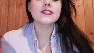 Giuly21 webcam show 2020-02-09_19-53-49_321