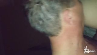 Леша пиздализ отлизывает мне в сауне