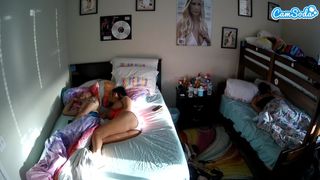 CamSoda voyeurcam-hornyhostel-02 1