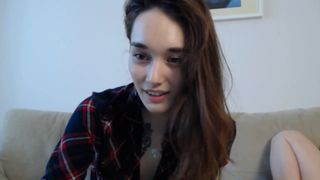 hotbubblgum-2020-02-17 1/2