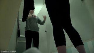 fitting room vid7