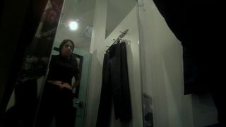 fitting room vid3