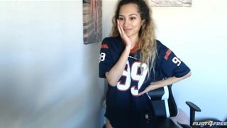 Lindsey Banks Ass Dance 99