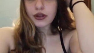 Giulia69hot webcam show 2020-02-07_18-40-18_810