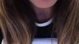 Pocellina81 webcam show 2020-02-04_11-49-19_965