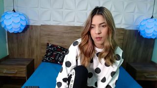 Vanessa_hill webcam show 2020-02-05_13-28-42_495