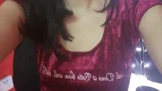 Little_thing webcam show 2020-02-07_02-36-00_480