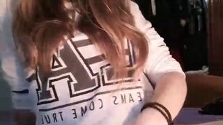 Giulia69hot webcam show 2020-02-03_16-57-19_800