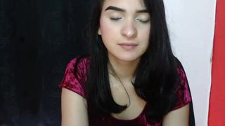 Little_thing webcam show 2020-02-07_02-21-11_670