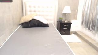 Zoeadams_ webcam show 2020-02-14_14-02-57_516