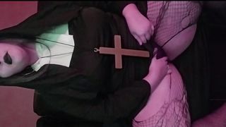 Striderscribe Nun Cosplay