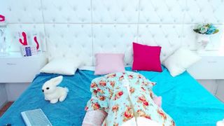 WendyMarble pillow tease