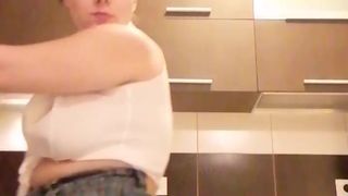 Giuly21 webcam show 2020-02-22_22-21-57_564