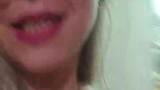 Feet_lady webcam show 2020-02-21_00-03-48_994