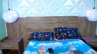 Vanessa_hill webcam show 2020-02-19_14-50-40_128