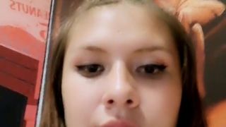 Zoeadams_ webcam show 2020-02-16_04-08-43_066