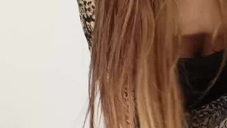 Rizlahot2 webcam show 2020-02-16_16-17-31_791