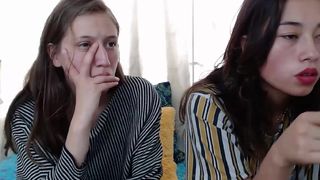 Algodondeazucar webcam show 2020-02-22_20-59-43_027