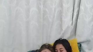 Algodondeazucar webcam show 2020-02-28_01-29-52_855