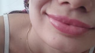 Luni07 webcam show 2020-02-28_18-25-47_520