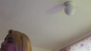 Tokyoparis webcam show 2020-02-26_21-47-56_569