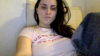 Giuly21 webcam show 2020-02-27_19-23-59_525