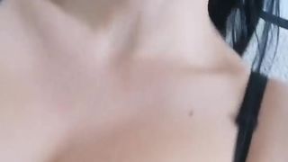 Mishaaa27 webcam show 2020-02-28_11-42-27_152