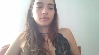 Lucythealien webcam show 2020-02-27_18-56-46_982