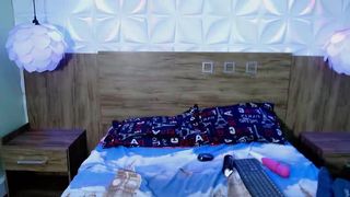 Vanessa_hill webcam show 2020-02-28_17-12-07_420