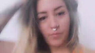 Vampora19777 webcam show 2020-02-28_16-43-55_981