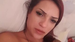 Manuelaahot webcam show 2020-02-25_11-05-15_139