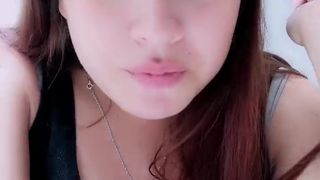 Zoeadams_ webcam show 2020-02-26_19-07-32_319